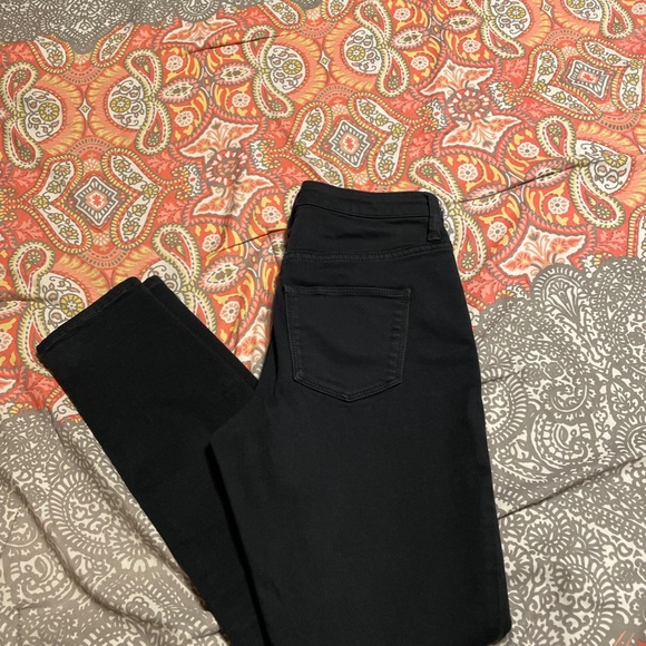 High Rise Skinny "Universal Thread" Jeans - Picture 3 of 4